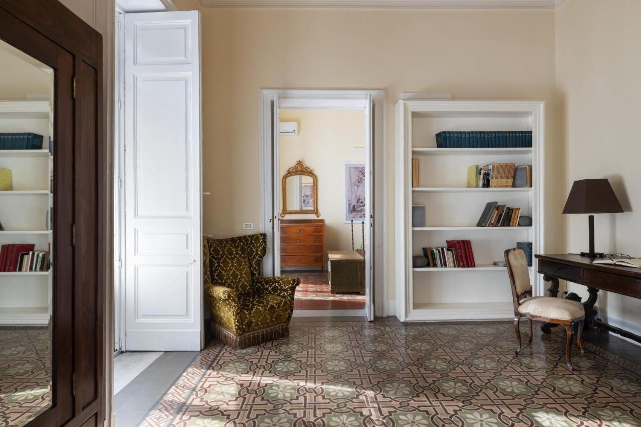 Catania City Center Historical Building Home Ngoại thất bức ảnh