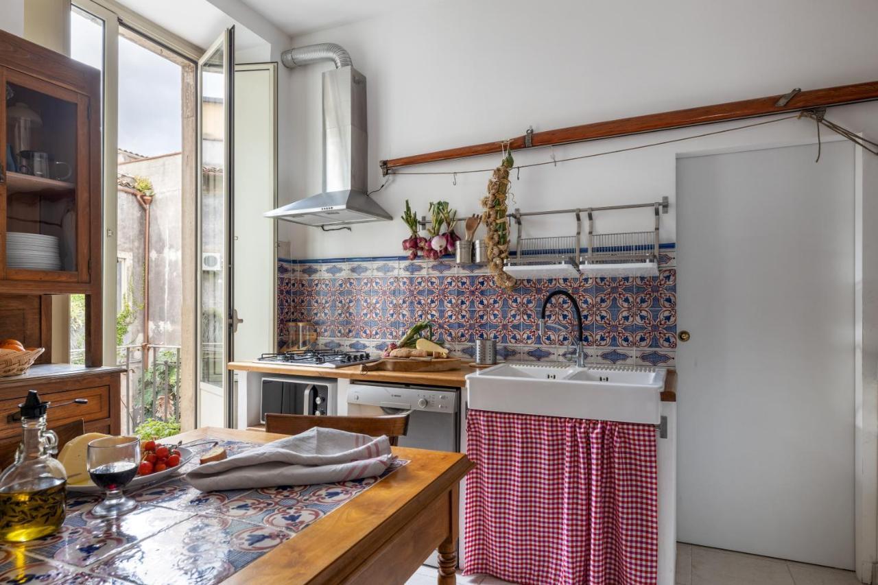 Catania City Center Historical Building Home Ngoại thất bức ảnh